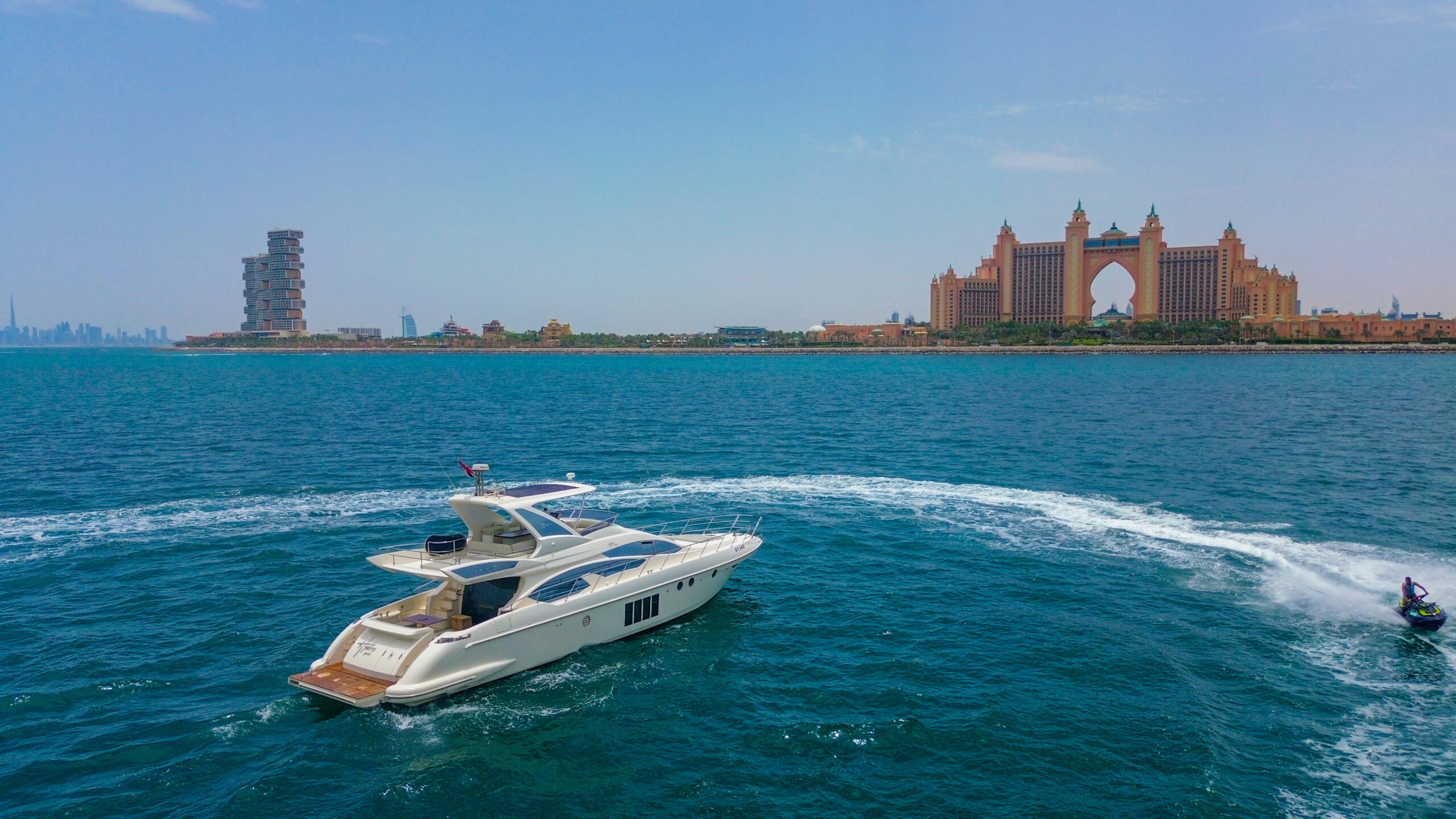 Luxury Yacht Dubai